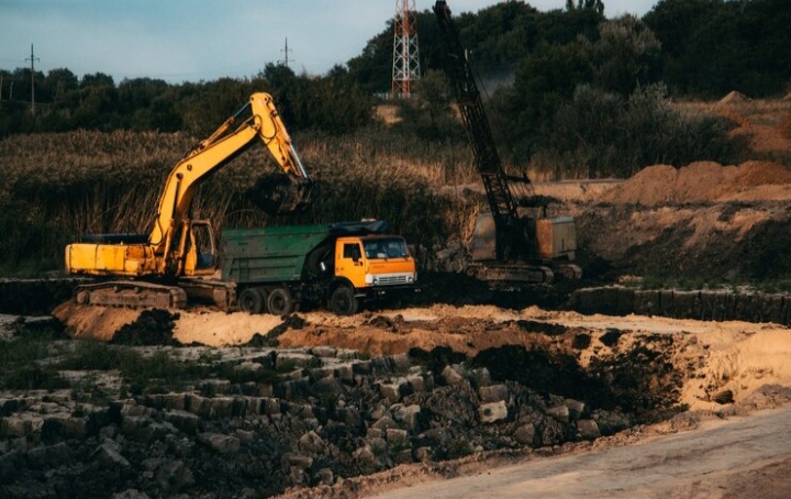 Masa Depan Batu Bara Di Tengah Transisi Energi Global