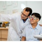 Peran Dokter Spesialis Mata Menjaga Kesehatan Penglihatan