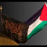 Iran Kibarkan Bendera Hitam Raksasa, Apa Makna Simboliknya?