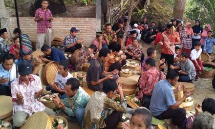 Peran Agama Membentuk Karakter Dan Keharmonisan Sosial