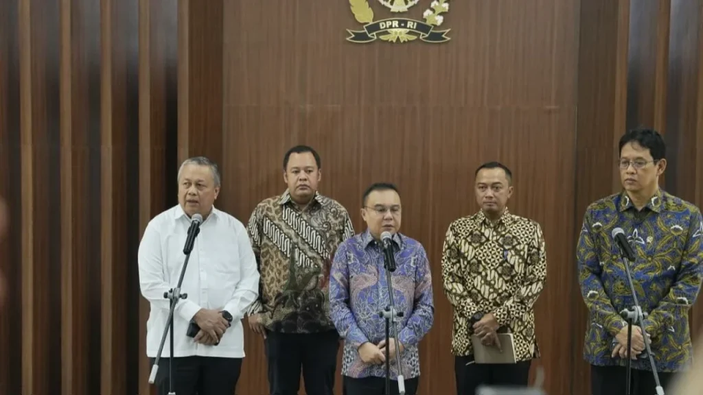 Peran Pemimpin Nasional Menjaga Stabilitas Di Tengah Krisis