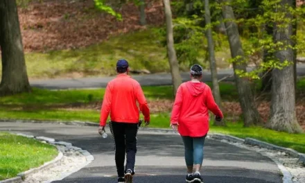 Jalan Kaki Bisa Menjadi Kebiasaan Sehat Yang Sederhana