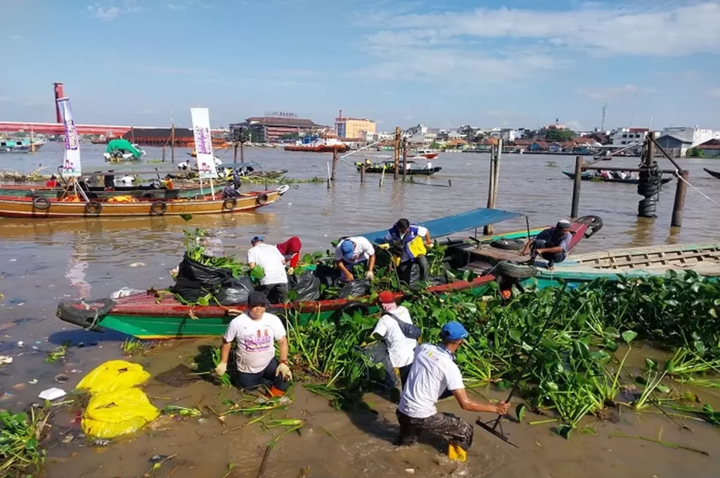 Sungai Musi: Sumber Kehidupan Dan Tantangan Kelestariannya