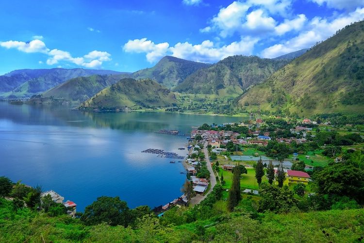 Danau Toba Sebagai Destinasi Wisata: Potensi Ekonomi Lokal